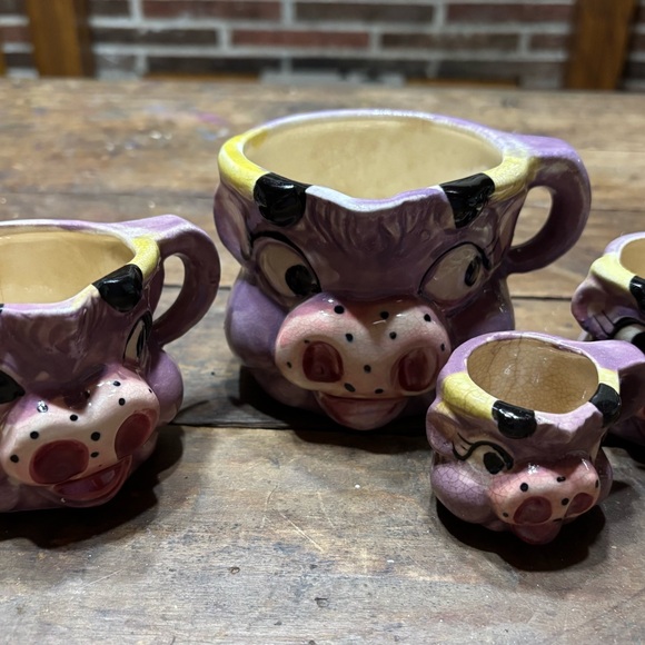 Purple Cow Stacking Measuring Cups - Picture 2 of 4